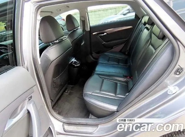 HYUNDAI I40 SALOON 2012 — 95 431 км, серебристо-серый, Корея — под ключ — фото 6