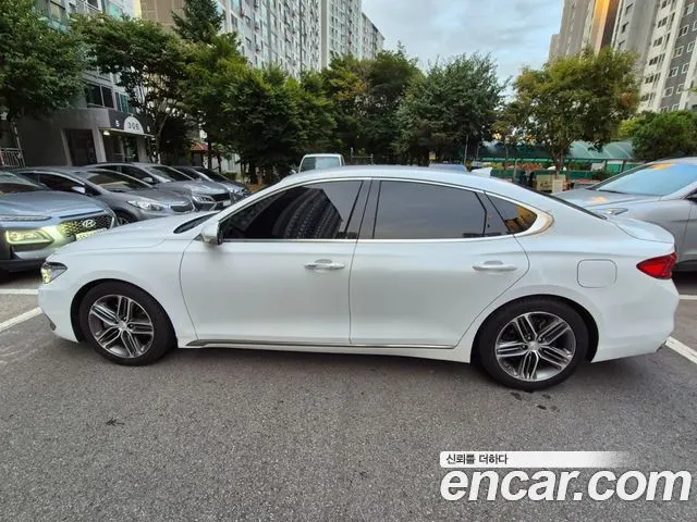 HYUNDAI GRANDEUR 2018 — 132 469 км, белый, Корея — под ключ — фото 3