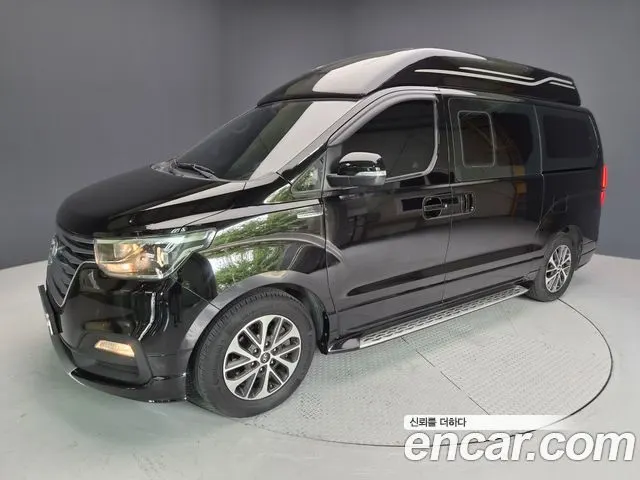 HYUNDAI GRAND STAREX 2019 — 174 500 км, чёрный, Корея — под ключ — фото 2