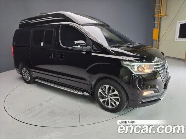 HYUNDAI GRAND STAREX 2019 — 174 500 км, чёрный, Корея — под ключ — фото 3