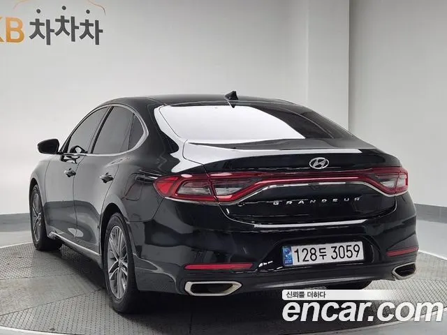 HYUNDAI GRANDEUR 2019 — 92 693 км, чёрный, Корея — под ключ — фото 2