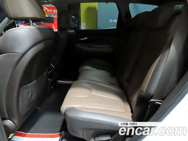 HYUNDAI SANTA FE 2019 — 138 530 км, белый, Корея — под ключ — фото 7