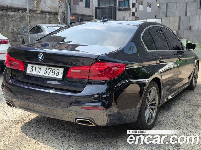 BMW 5 SERIES 2018 — 150 035 км, синий, Корея — под ключ — фото 2