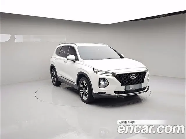 HYUNDAI SANTA FE 2019 — 92 279 км, белый, Корея — под ключ — фото 3