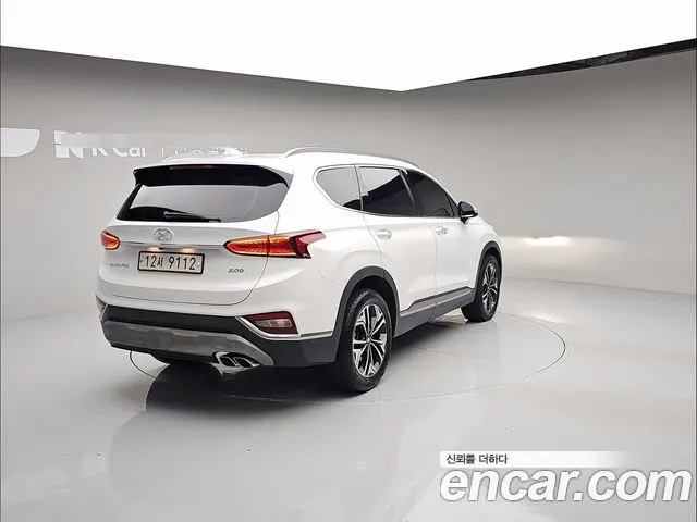 HYUNDAI SANTA FE 2019 — 92 279 км, белый, Корея — под ключ — фото 4