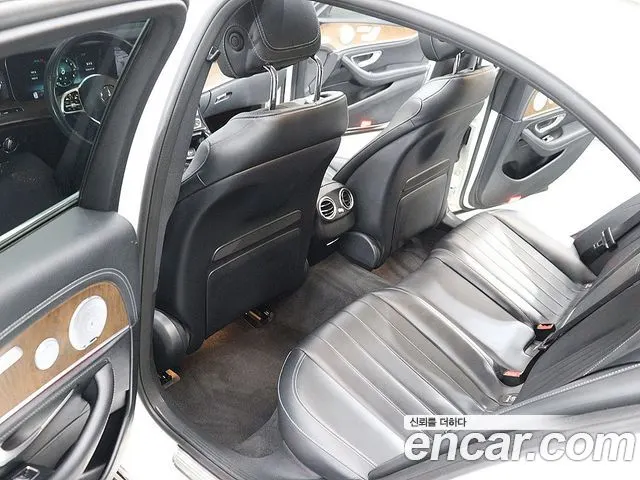 MERCEDES-BENZ E-CLASS W213 2019 — 106 511 км, белый, Корея — под ключ — фото 10
