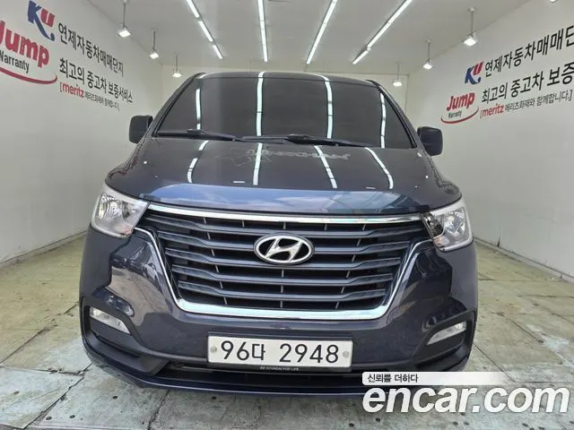 HYUNDAI GRAND STAREX 2019 — 310 787 км, серый, Корея — под ключ — фото 2