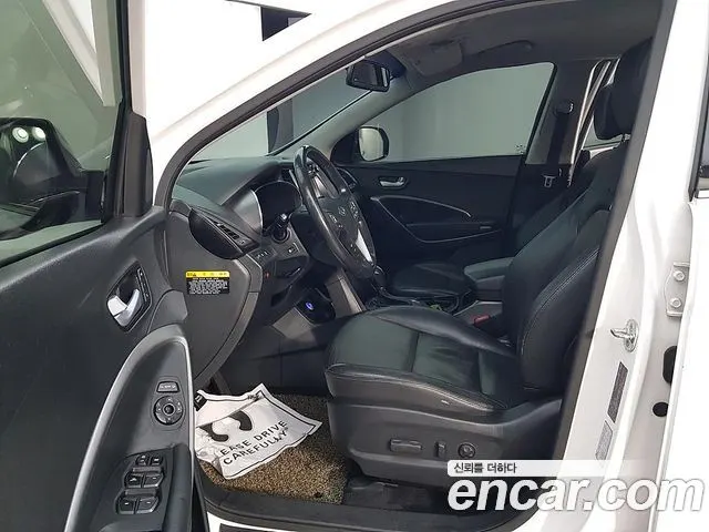 HYUNDAI SANTA FE 2015 — 152 788 км, белый, Корея — под ключ — фото 8