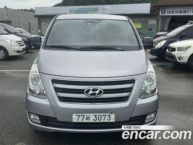 HYUNDAI GRAND STAREX 2016 — 126 379 км, серебристый, Корея — под ключ — фото 11