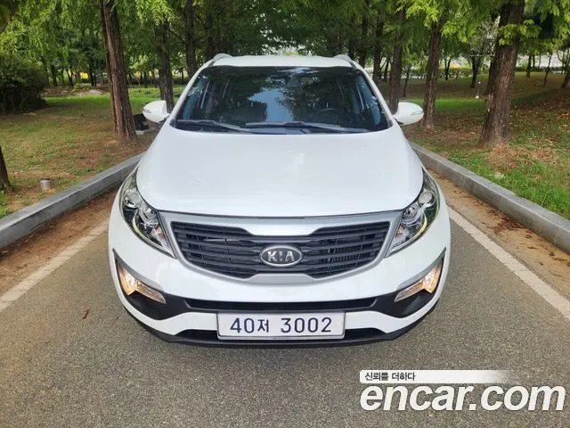 KIA SPORTAGE R 2012 — 144 198 км, белый, Корея — под ключ — фото 2