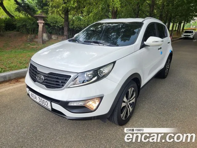 KIA SPORTAGE R 2012 — 144 198 км, белый, Корея — под ключ — фото 11