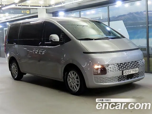 HYUNDAI STARIA 2022 — 74 314 км, серебристо-серый, Корея — под ключ — фото 12
