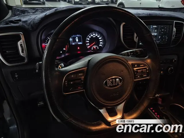 KIA SPORTAGE 2018 — 40 249 км, синий, Корея — под ключ — фото 9