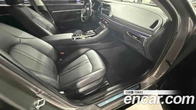 HYUNDAI SONATA 2022 — 20 345 км, серебристо-серый, Корея — под ключ — фото 5