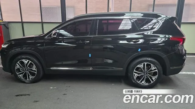 HYUNDAI SANTA FE 2019 — 121 108 км, чёрный, Корея — под ключ — фото 7