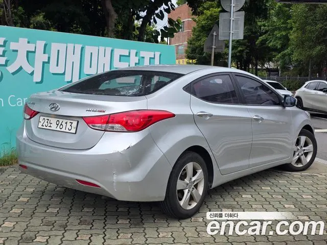 HYUNDAI AVANTE 2011 — 112 722 км, серебристый, Корея — под ключ — фото 2