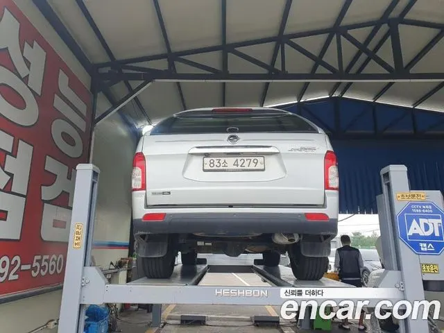 KGM KORANDO SPORTS 2014 — 177 084 км, серебристый, Корея — под ключ — фото 2