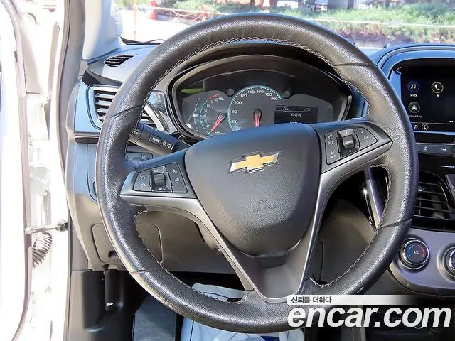 CHEVROLET SPARK 2019 — 50 054 км, белый, Корея — под ключ — фото 10