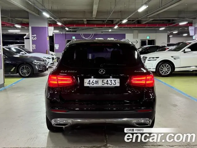 MERCEDES-BENZ GLC-CLASS X253 2017 — 279 728 км, чёрный, Корея — под ключ — фото 2
