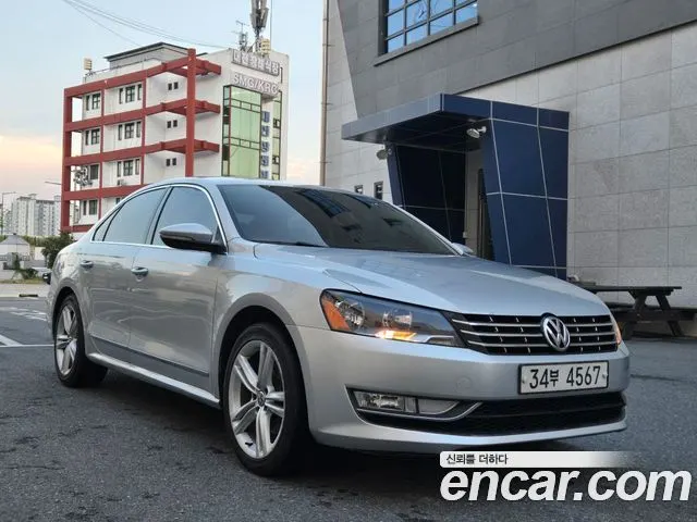 VOLKSWAGEN PASSAT 2014 — 257 741 км, Корея — под ключ — фото 3