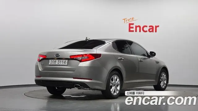 KIA K5 2013 — 198 574 км, светло-золотистый, Корея — под ключ — фото 2
