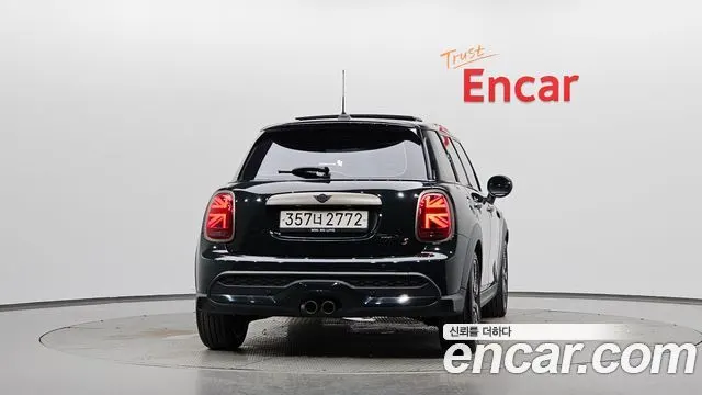 MINI COOPER S 2023 — 40 794 км, тёмно-зелёный, Корея — под ключ — фото 4