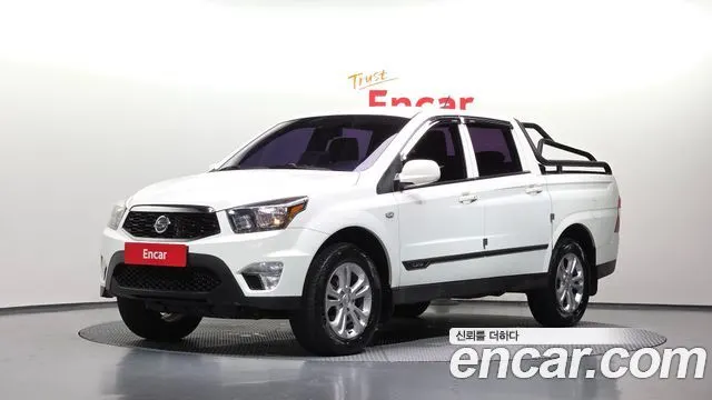 KGM KORANDO SPORTS 2017 — 73 720 км, белый, Корея — под ключ — фото 1