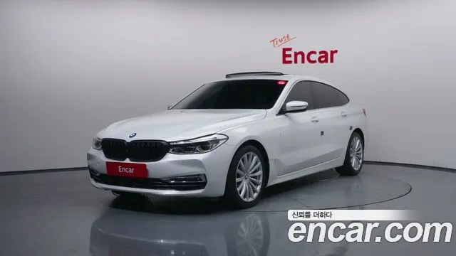 BMW 6 SERIES GT 2019 — 165 230 км, белый, Корея — под ключ — фото 1