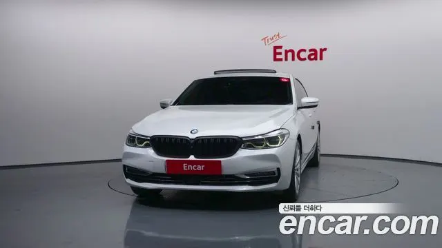 BMW 6 SERIES GT 2019 — 165 230 км, белый, Корея — под ключ — фото 3