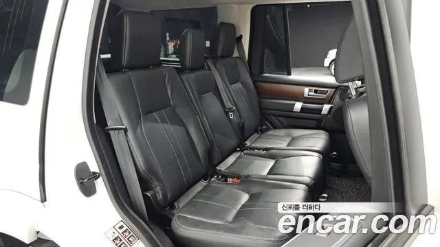 LAND ROVER DISCOVERY 4 2016 — 163 257 км, белый, Корея — под ключ — фото 11