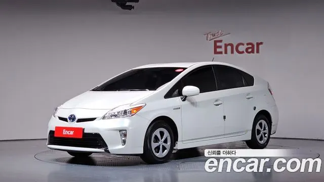 TOYOTA PRIUS — из Кореи под ключ