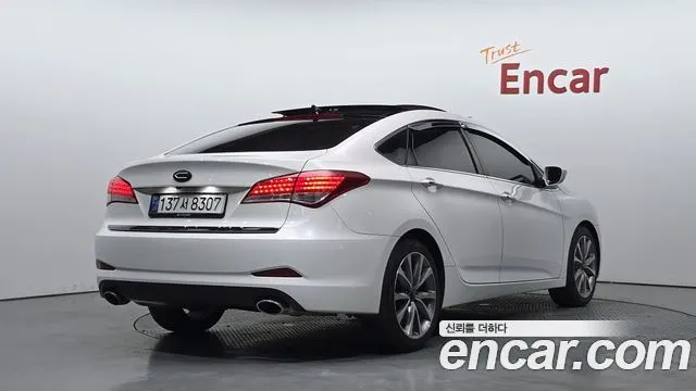 HYUNDAI I40 SALOON 2012