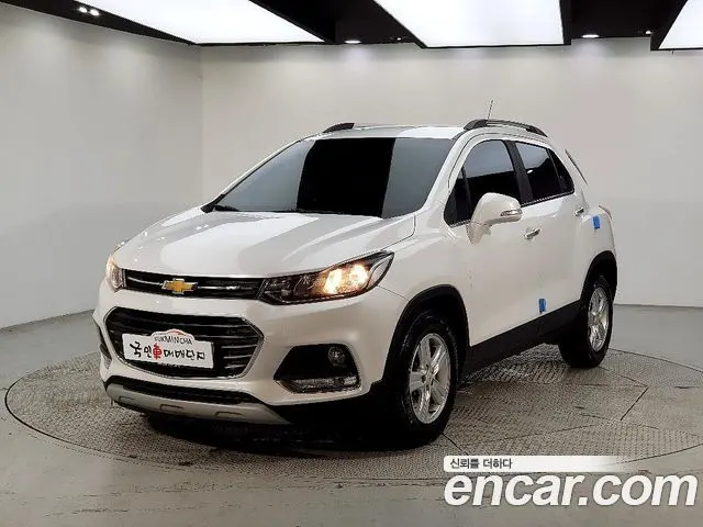 CHEVROLET TRAX 2018 — 175 537 км, Корея — под ключ — фото 1