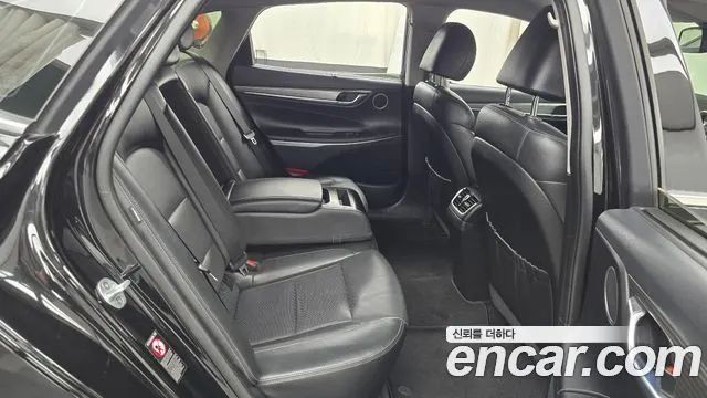 HYUNDAI GRANDEUR 2019 — 129 528 км, чёрный, Корея — под ключ — фото 11