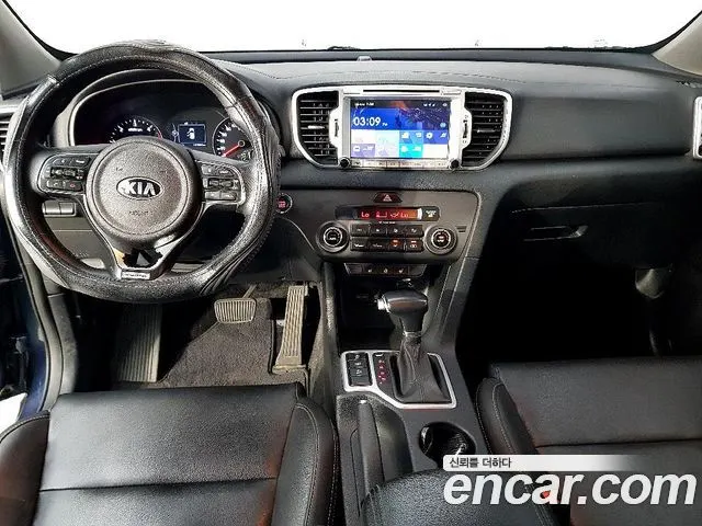 KIA SPORTAGE 2017 — 187 861 км, синий, Корея — под ключ — фото 7