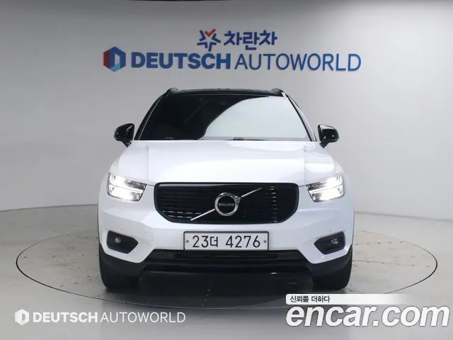 VOLVO XC40 2019 — 85 026 км, белый, Корея — под ключ — фото 3