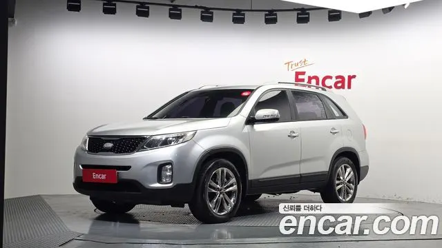 KIA SORENTO R 2014 — 310 742 км, серебристый, Корея — под ключ — фото 1