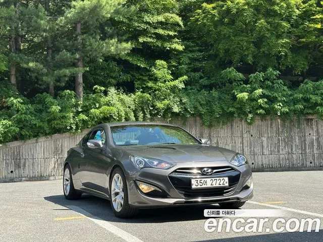 HYUNDAI GENESIS COUPE 2012 — 115 000 км, серый, Корея — под ключ — фото 1