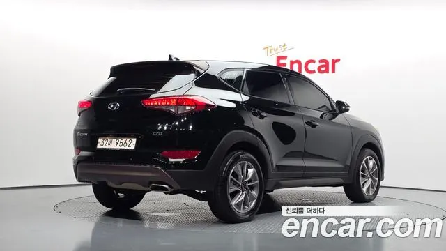 HYUNDAI TUCSON 2018 — 143 862 км, чёрный, Корея — под ключ — фото 2