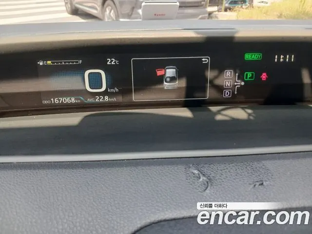 TOYOTA PRIUS 2017 — 166 900 км, белый, Корея — под ключ — фото 8