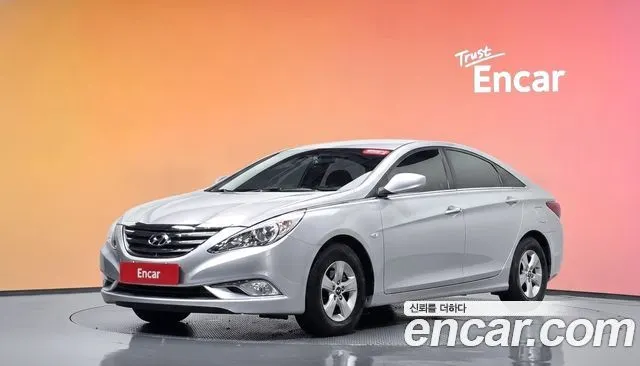 HYUNDAI SONATA THE BRILLIANT 2013 — 71 381 км, серебристо-серый, Корея — под ключ — фото 2