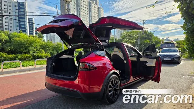 TESLA MODEL X 2023 — 63 000 км, красный, Корея — под ключ — фото 8