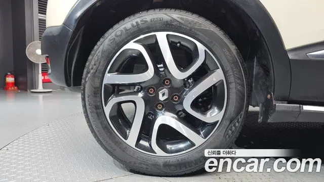 RENAULT KOREA QM3 2016 — 149 243 км, белый-перламутр, Корея — под ключ — фото 5