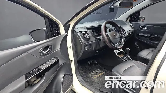 RENAULT KOREA QM3 2016 — 149 243 км, белый-перламутр, Корея — под ключ — фото 10