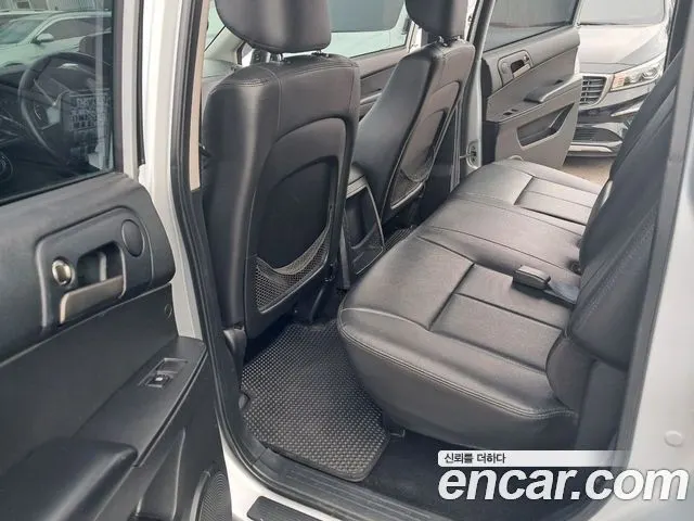 KGM KORANDO SPORTS 2016 — 148 110 км, серебристый, Корея — под ключ — фото 8