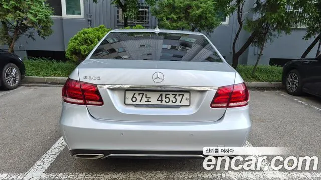 MERCEDES-BENZ E-CLASS W212 2016 — 94 302 км, серебристый, Корея — под ключ — фото 8