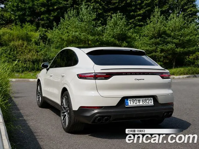PORSCHE CAYENNE 2022 — 38 900 км, серебристо-серый, Корея — под ключ — фото 2