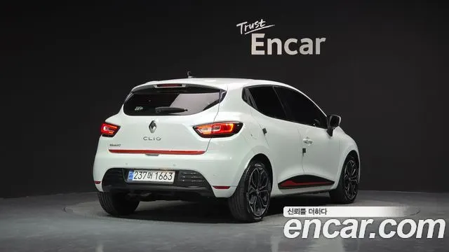 RENAULT KOREA CLIO 2019 — 134 748 км, белый, Корея — под ключ — фото 2