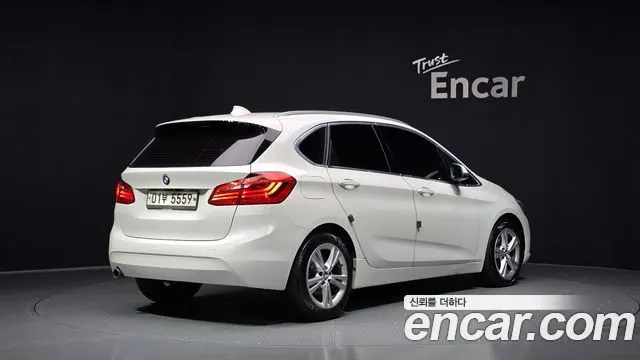BMW 2 SERIES ACTIVE TOURER 2017 — 94 031 км, белый, Корея — под ключ — фото 2