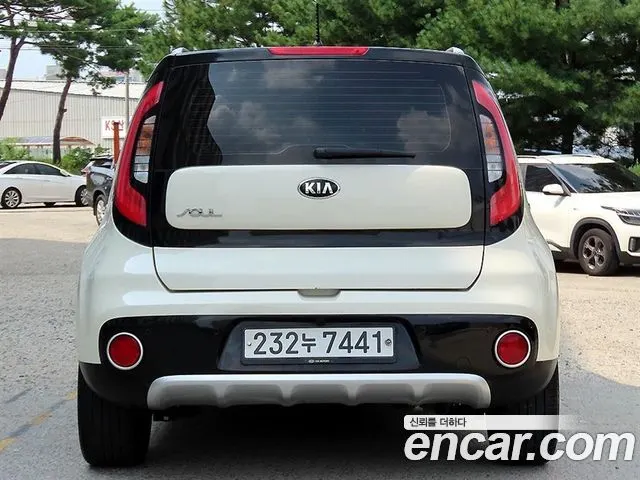 KIA SOUL 2017 — 113 794 км, белый-перламутр, Корея — под ключ — фото 4